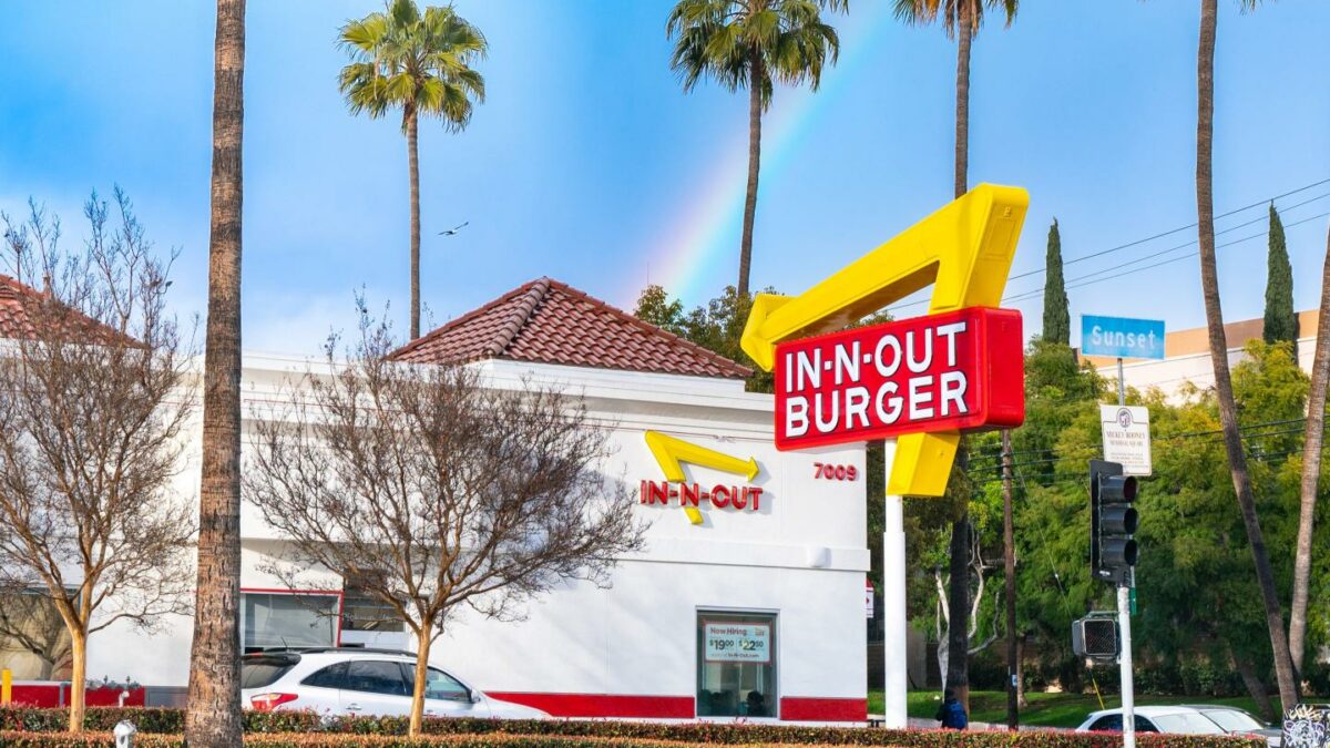 In-N-Out keeps delivery off the menu, but its fans are paying extra to get it anyway