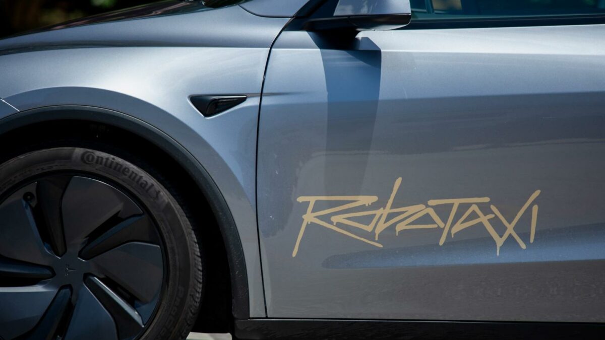 Tesla was granted 10 robotaxi permits in Las Vegas.