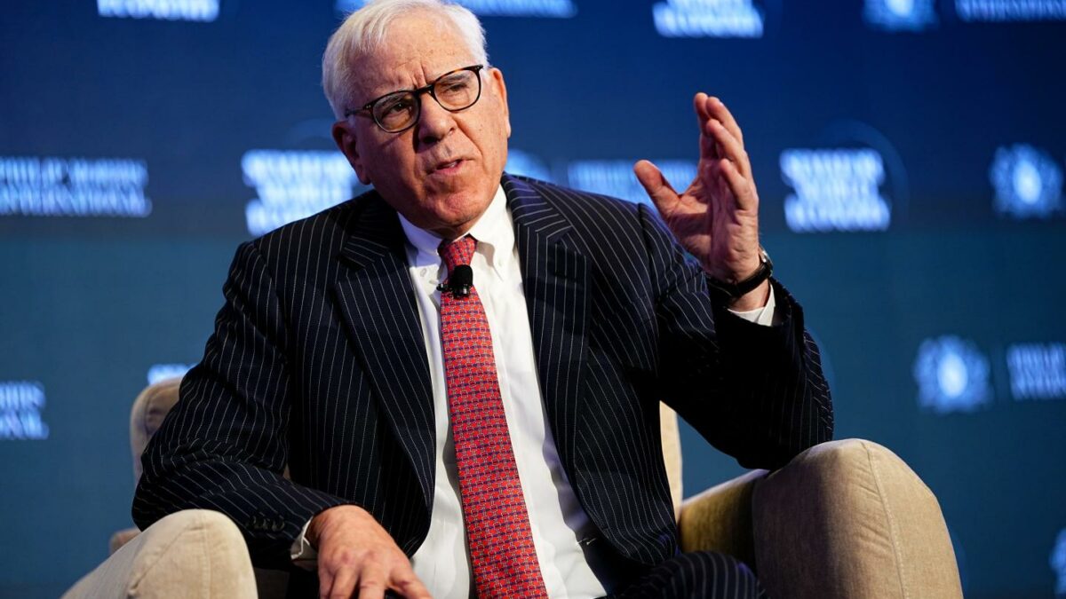 Photo of David Rubenstein