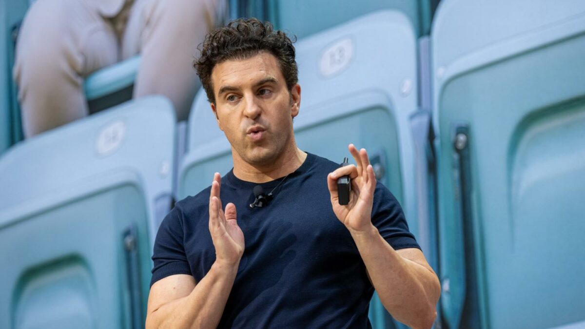 Most bosses drown in their inbox. Airbnb CEO Brian Chesky can barely remember the last email he wrote. “I don’t know if I write an email a week.”
