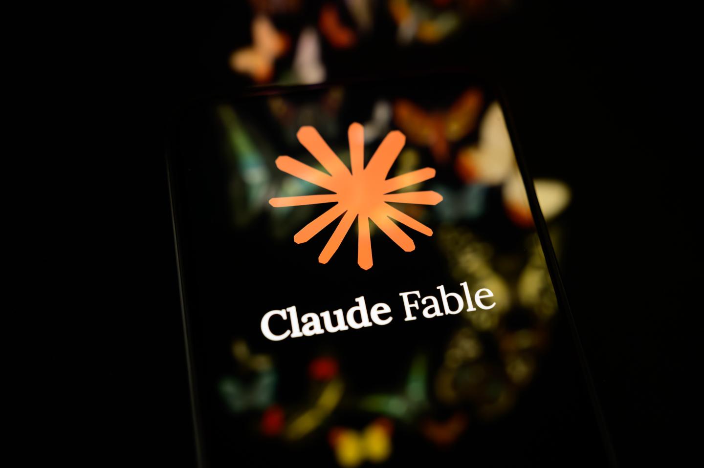 gettyimages-2280239160-1 The Anthropic Claude Fable logo is displayed on the screen of a smartphone on June 10, 2026. (Photo illustration: Samuel Boivin/NurPhoto/Getty Images)