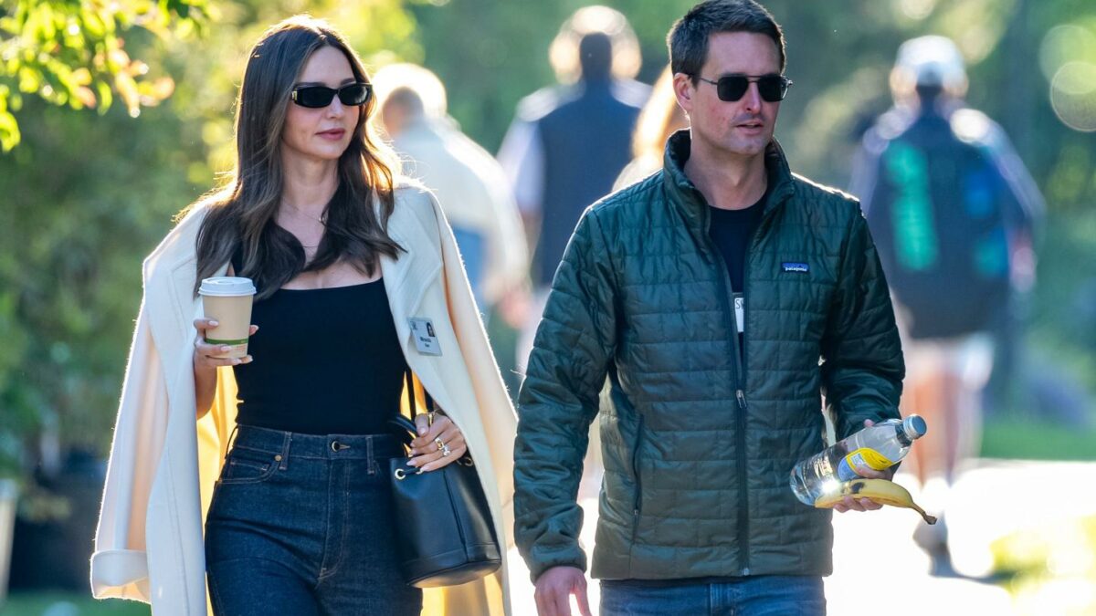 Snap CEO Evan Spiegel with wife and Kora Organics CEO Miranda Kerr.