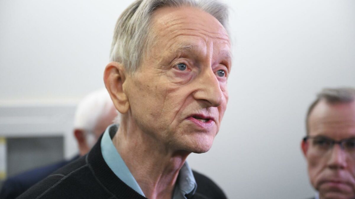 Geoffrey Hinton speaks to journalists after addressing an AI briefing for senators on September 16, 2026 at the U.S. Capitol.