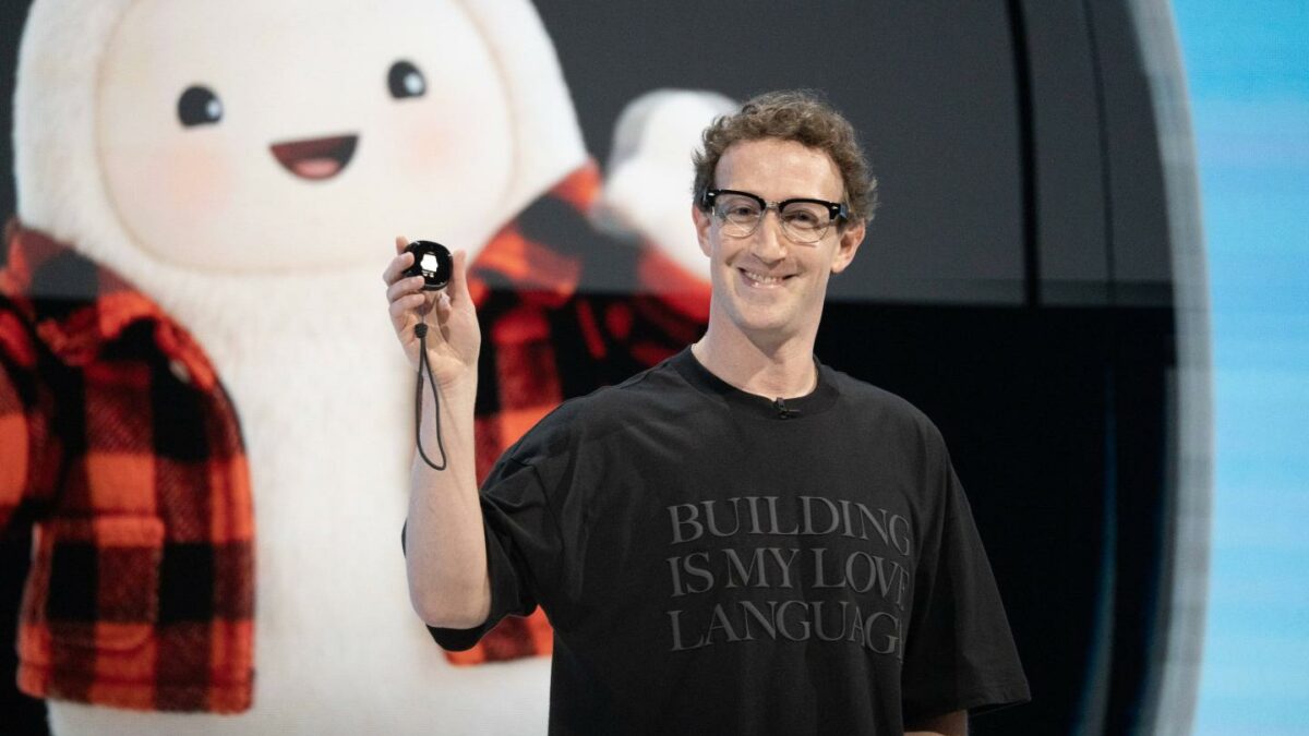 Mark Zuckerberg reveals the Muse Charm device during the Meta Connect event in Menlo Park, Calif., on Sept. 23, 2026.