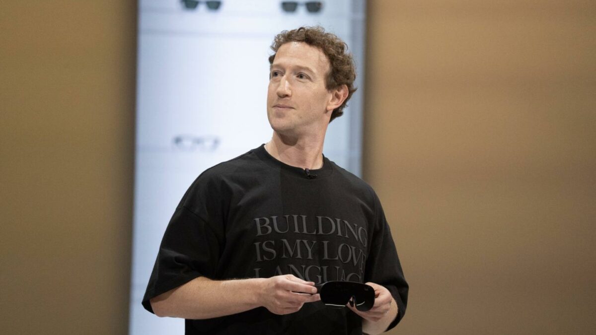 Mark Zuckerberg, chief executive of Meta Platforms, reveals the Meta VR Glasses during the Meta Connect event in Menlo Park, Calif., on Sept. 23, 2026.