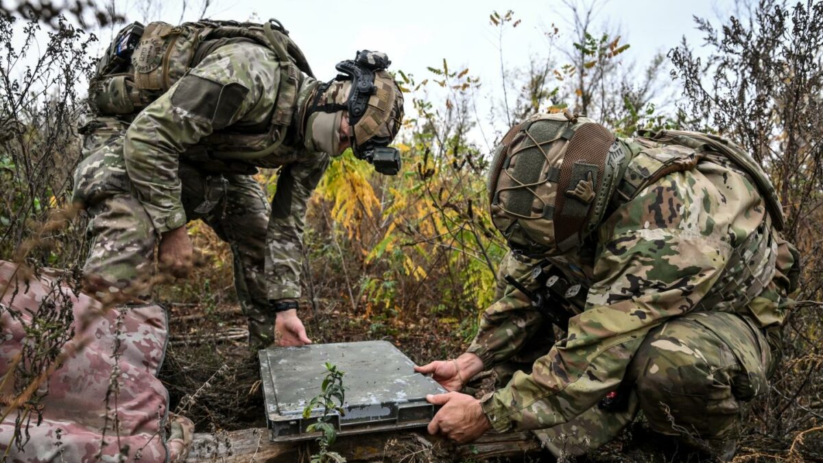 Ukraine’s drones lose their Starlink link above 100 mph. Musk, Rubio, and Trump all say it wasn’t them