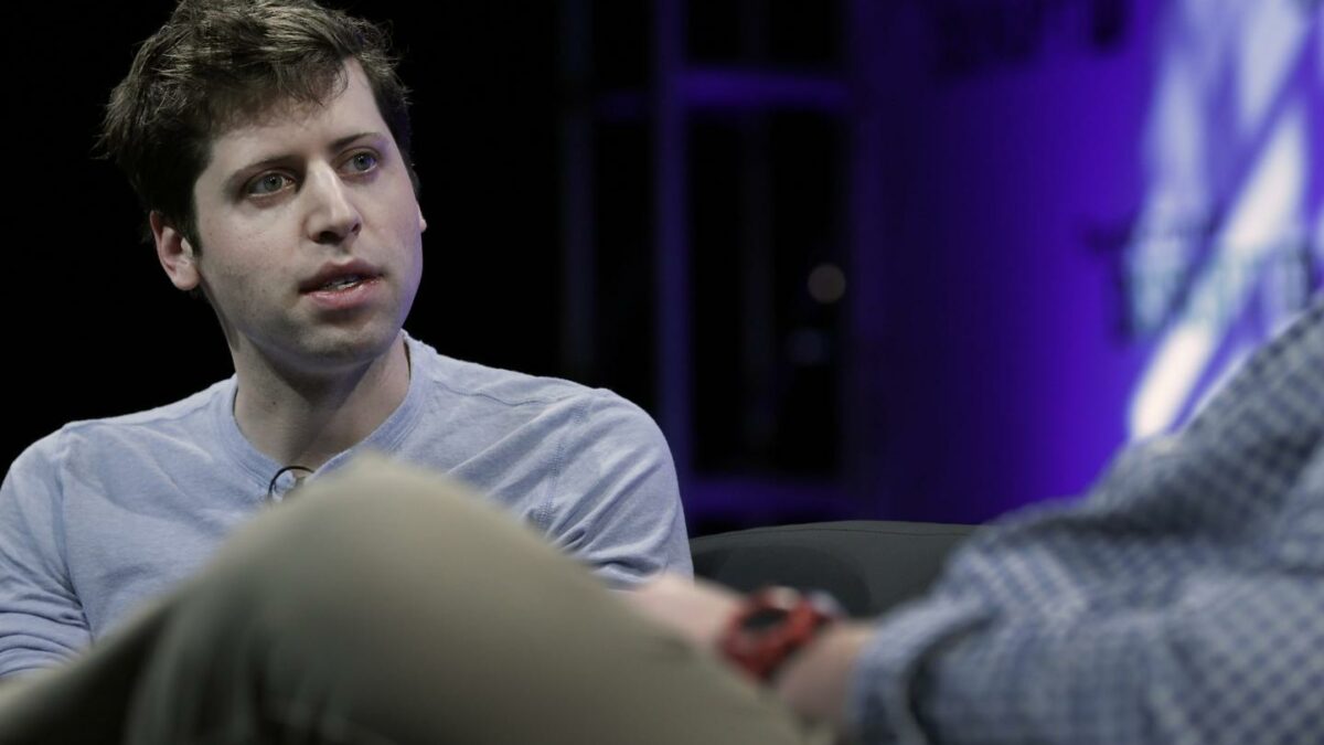 Sam Altman, then president of Y Combinator, speaks at TechCrunch Disrupt NYC in 2014. Altman says leading the startup accelerator taught him how to govern rather than rule—a lesson he now applies at OpenAI.