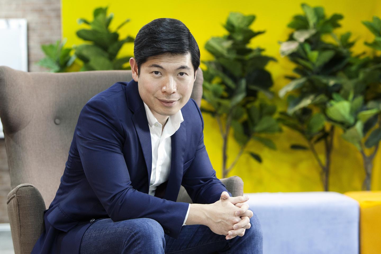 gettyimages-620181504 Anthony Tan, co-founder and chief executive officer of Grab, in Singapore on Oct. 19, 2016. (Photo: Ore Huiying/Bloomberg/Getty Images)